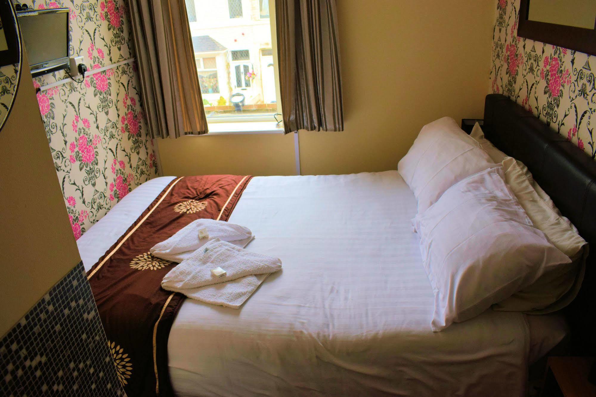 The Clarendon Showtel Blackpool Ngoại thất bức ảnh