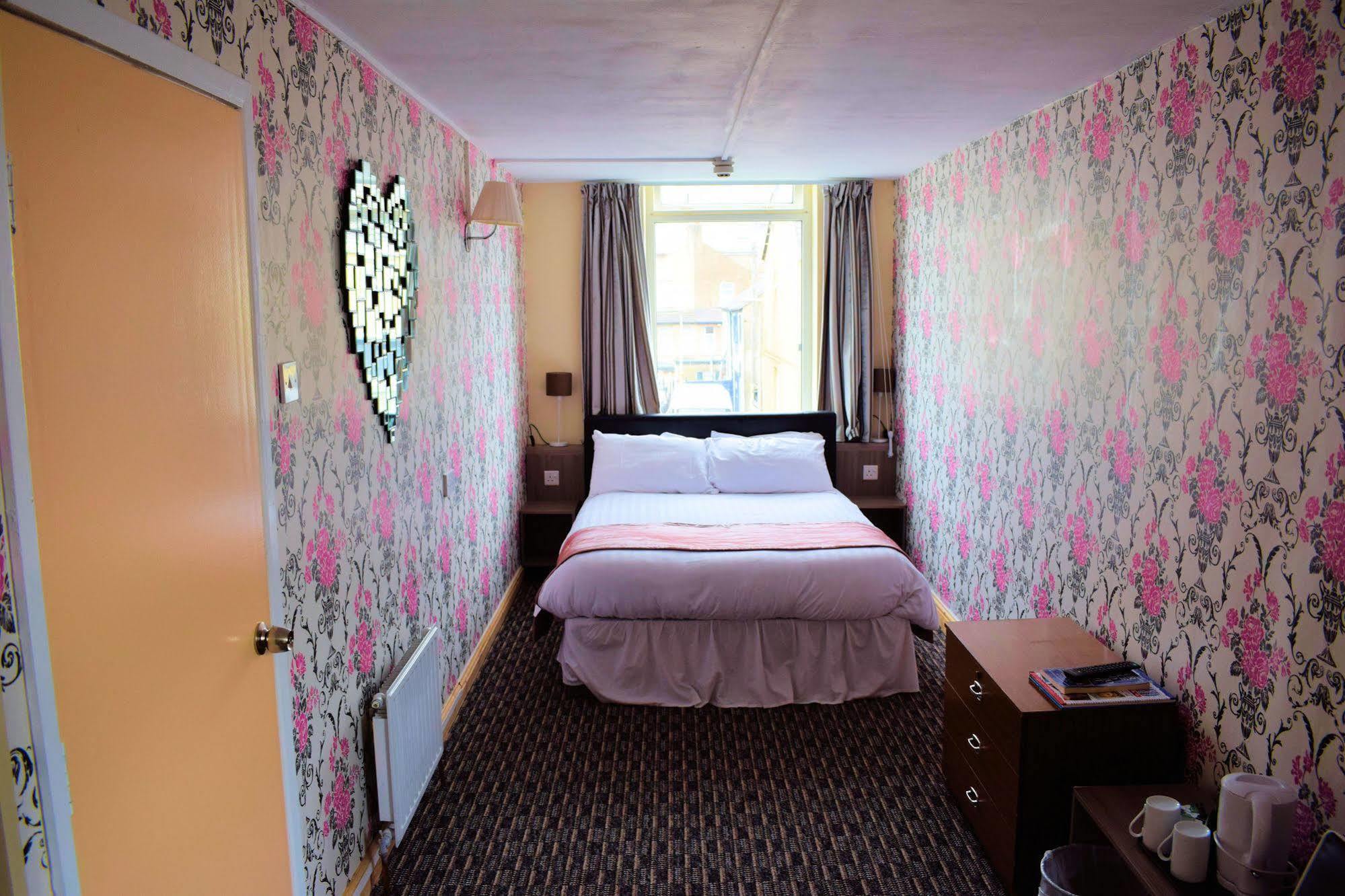 The Clarendon Showtel Blackpool Ngoại thất bức ảnh