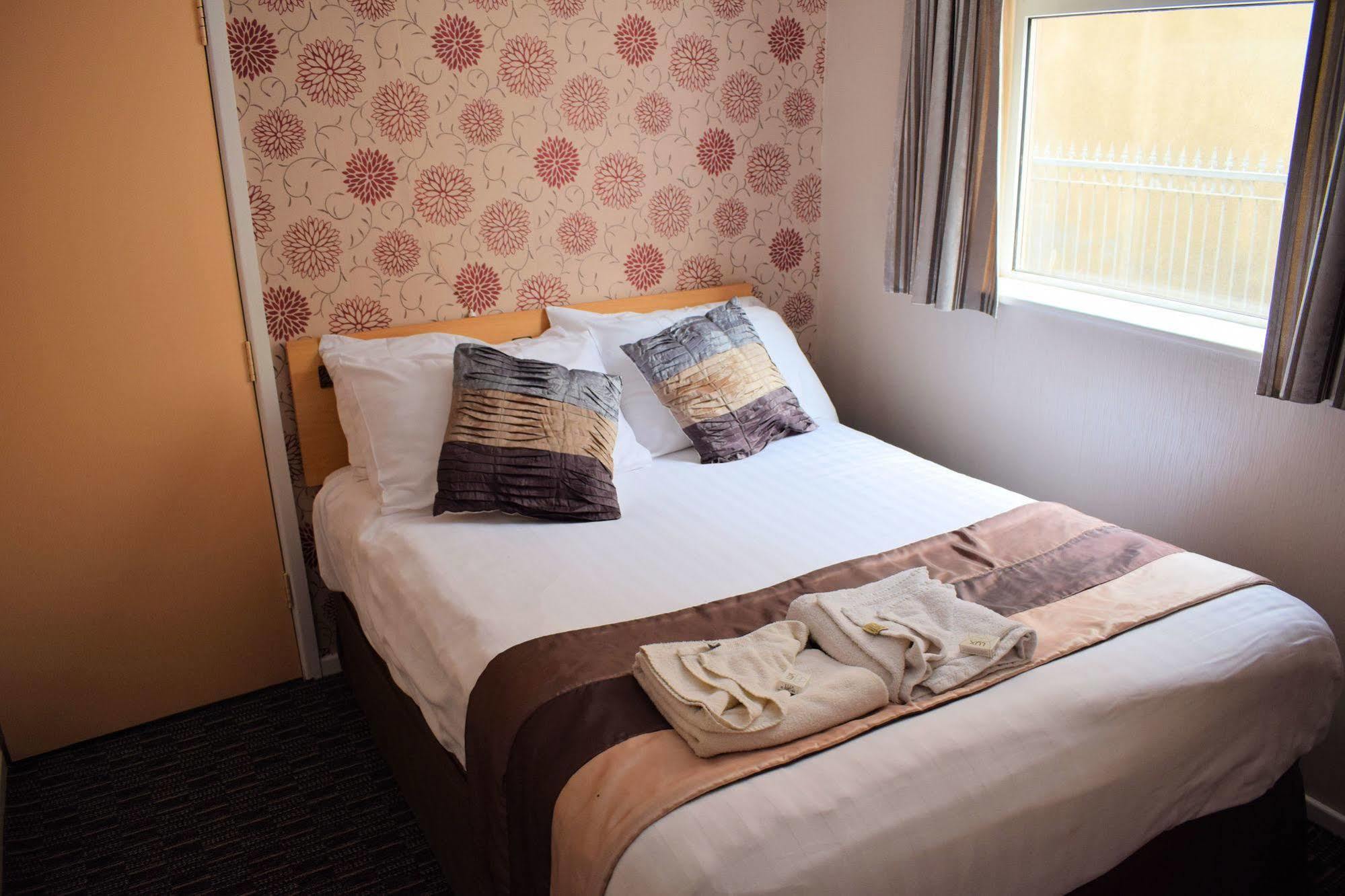 The Clarendon Showtel Blackpool Ngoại thất bức ảnh